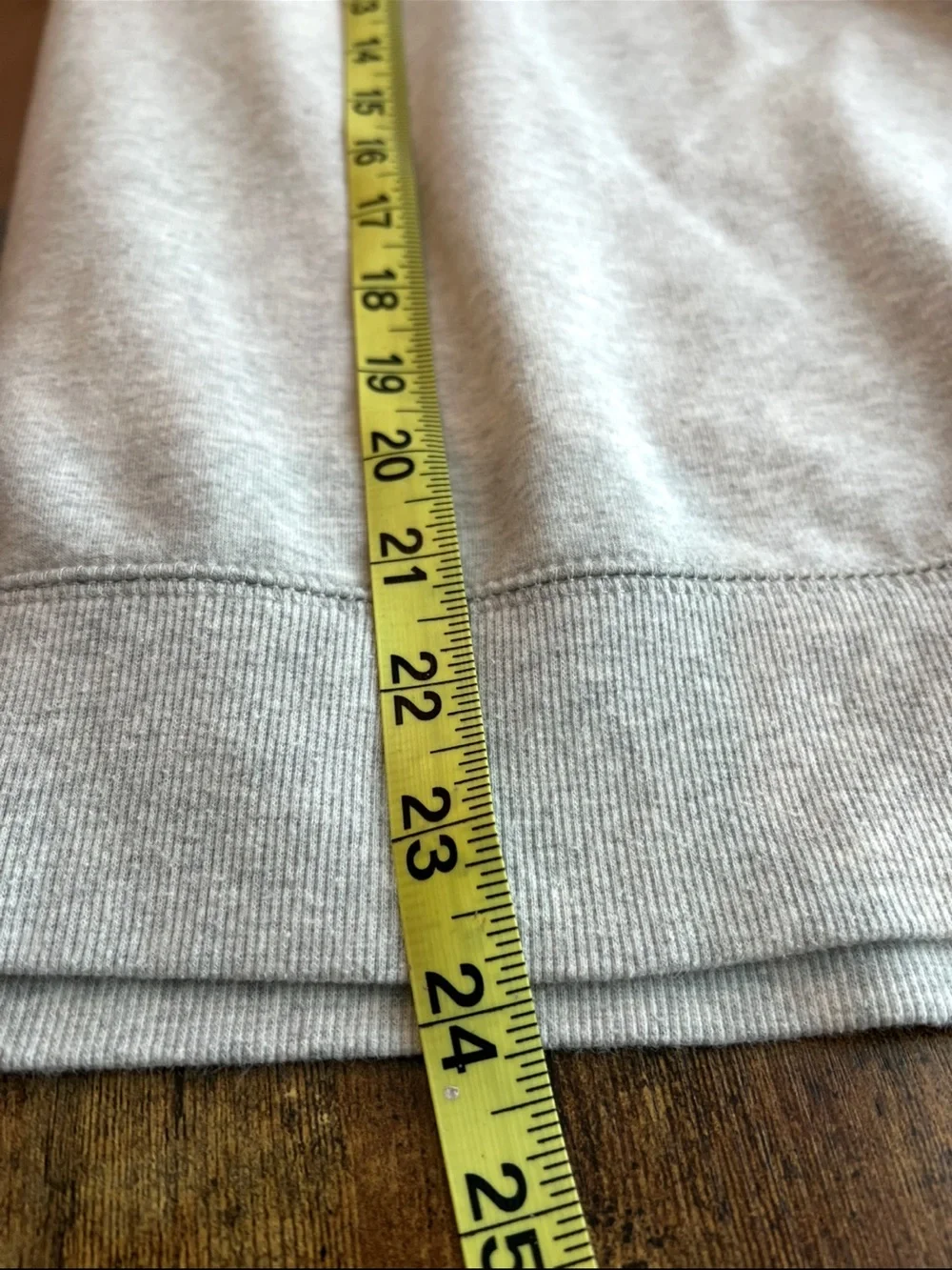 Eddie Bauer Signature Logo Gray Crewneck Sweatshirt Women’s M Relaxed Fit